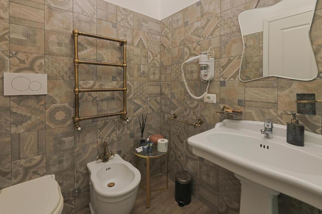 Affittacamere Art House Relais56 Luxury Piazza Di Spagna *